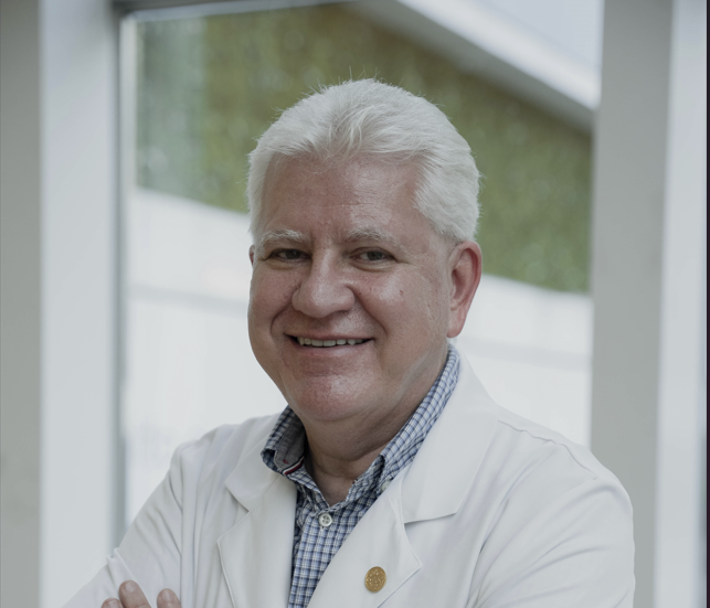 Dr. Afonso Celso Pinto Nazário