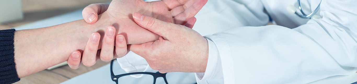 HCor Neuro utiliza equipamento de última geração para tratamento de tremor